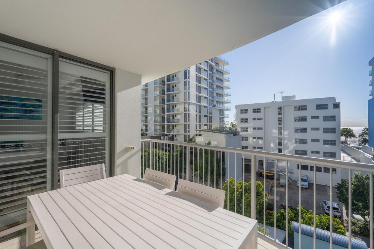 Seamark On First Mooloolaba Exterior photo